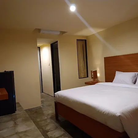 Guna Graha Kuta By Kamara Room photo