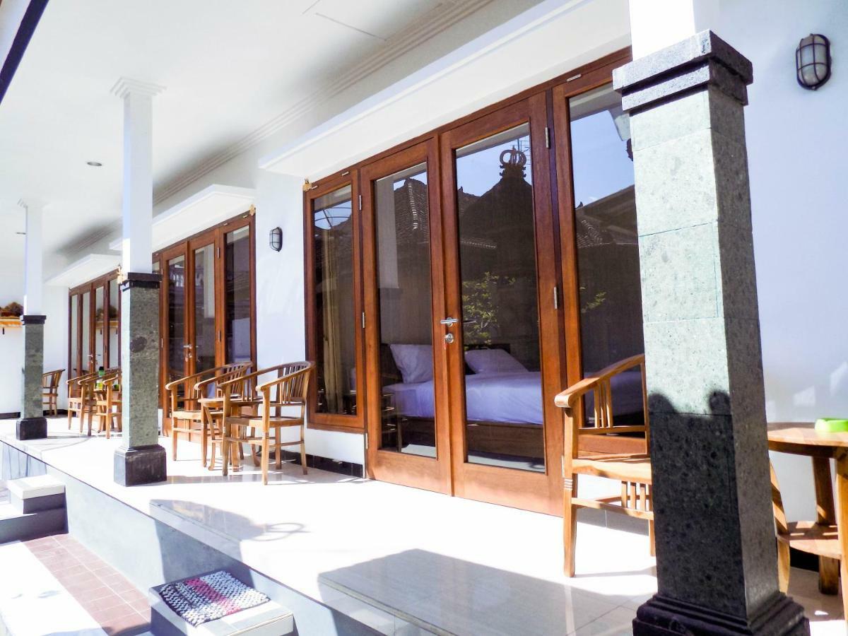 Hotel Guna Graha Kuta By Kamara 2*