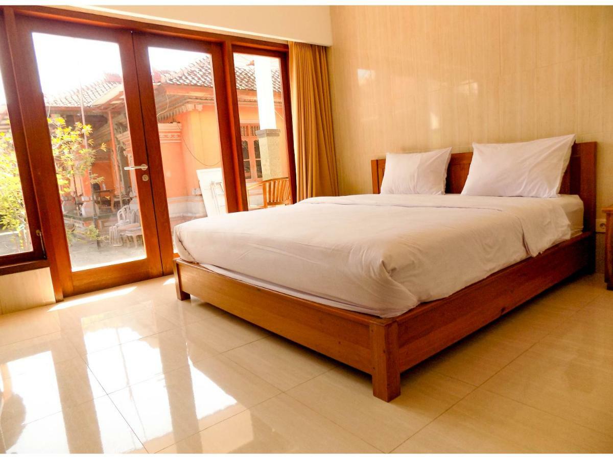 Guna Graha Kuta By Kamara Hotel